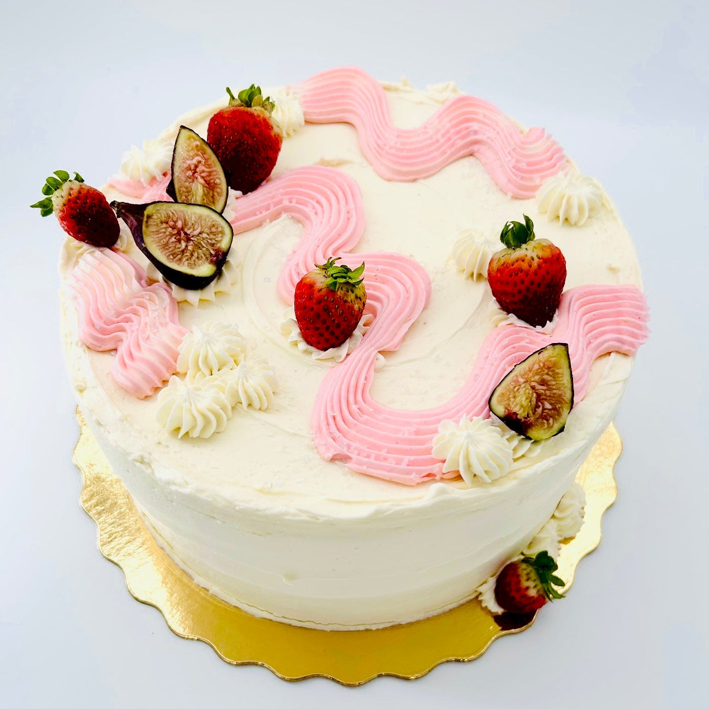 strawberry white buttercream buttermilk chiffon vanilla pink round cake bakery toronto gta birthday dessert